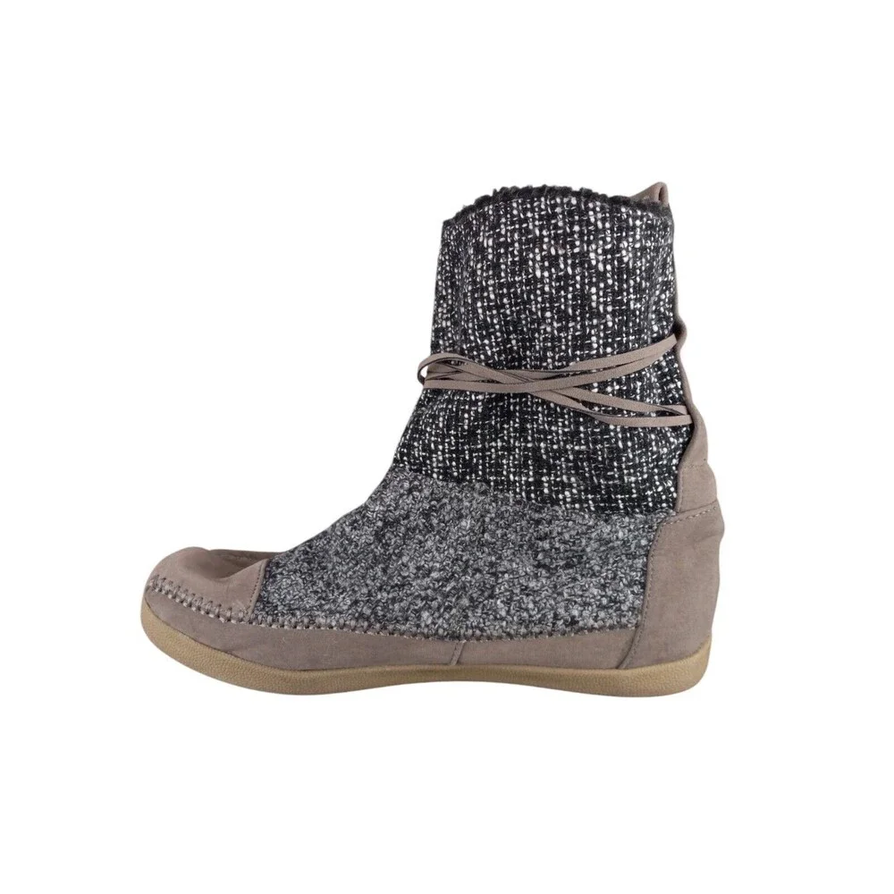 Madden Girl Jackmen Black/White Tweed‎ Boots Lace Tie Booties Size 9 Beige